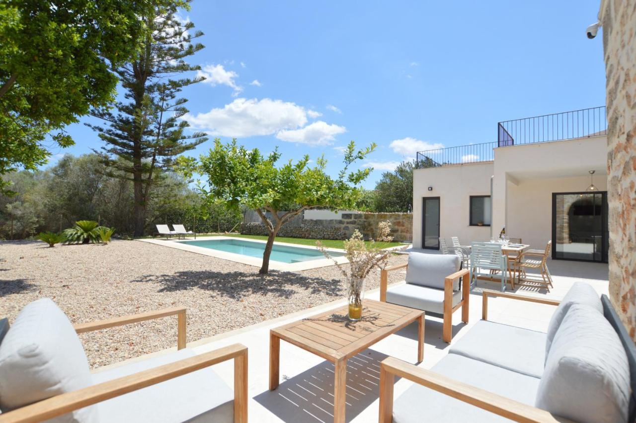 Sa Vicaria Villa Santa Eugenia Luaran gambar